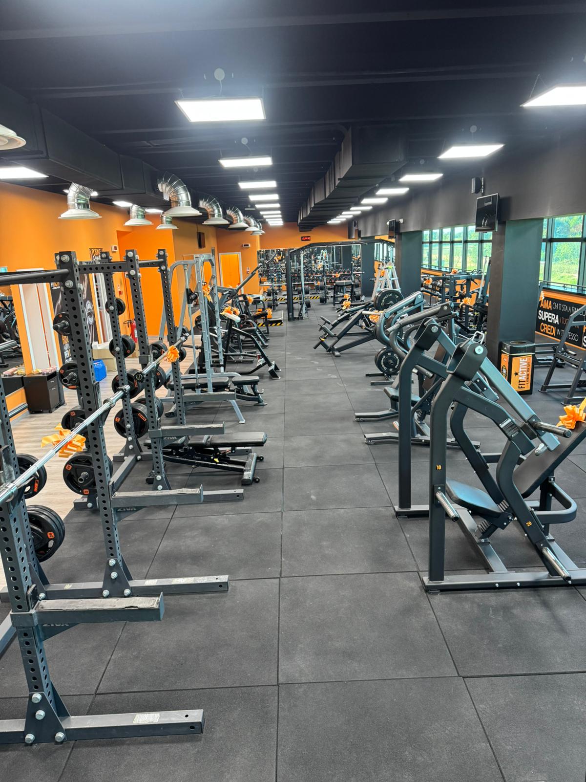 3 3